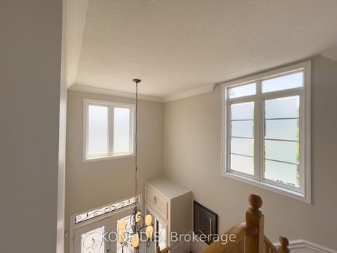 Photo 12 at 56 Mintwood Road, Patterson, Vaughan