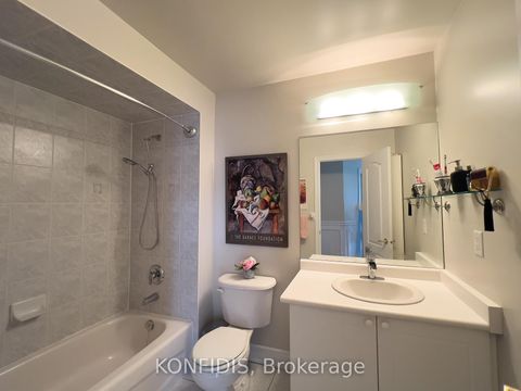 Photo 13 at 56 Mintwood Road, Patterson, Vaughan