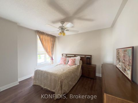 Photo 14 at 56 Mintwood Road, Patterson, Vaughan