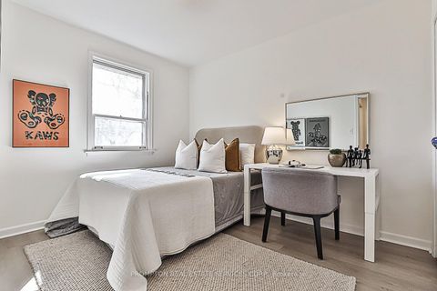 Photo 17 at 81 Maxome Avenue, Newtonbrook East, Toronto