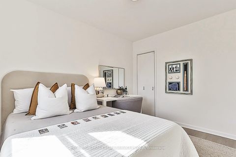 Photo 18 at 81 Maxome Avenue, Newtonbrook East, Toronto