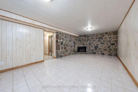 Photo 14 at 71 pleasant view Drive, Pleasant View, Toronto