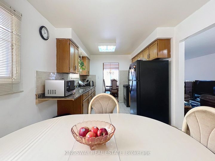 Photo 37 at 55 Copperwood Square, Milliken, Toronto