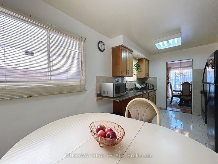Photo 40 at 55 Copperwood Square, Milliken, Toronto