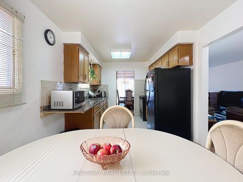 Photo 37 at 55 Copperwood Square, Milliken, Toronto