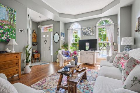 Photo 6 at 153 Glenashton Drive, RO River Oaks, Oakville