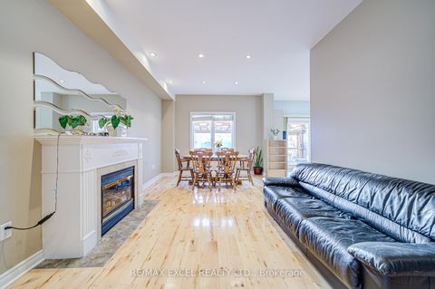 Photo 11 at 23 Lena Drive, Rouge Woods, Richmond Hill