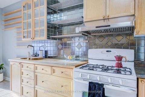 Photo 22 at 23 Lena Drive, Rouge Woods, Richmond Hill