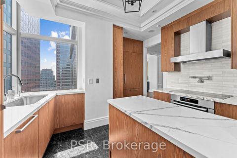 Photo 10 at 4804 - 311 Bay Street, Bay Street Corridor, Toronto