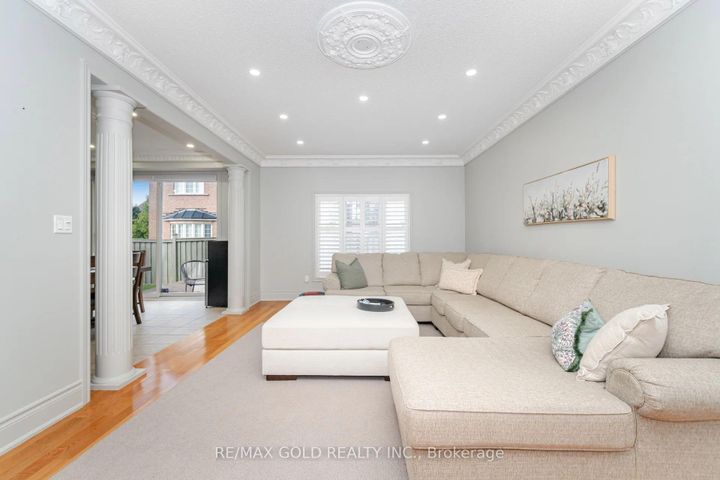 Photo 18 at 41 Leparc Road, Vales of Castlemore North, Brampton