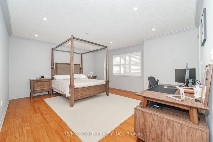 Photo 28 at 41 Leparc Road, Vales of Castlemore North, Brampton