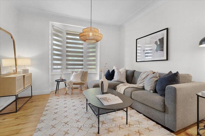 Photo 6 at 40 Emerald Street N, Landsdale, Hamilton