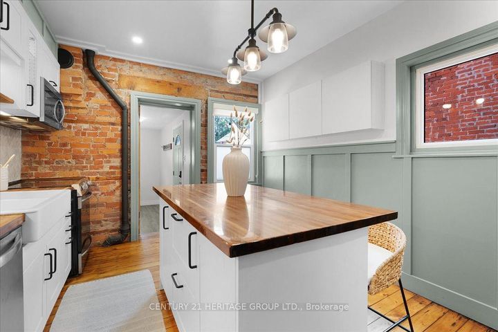 Photo 11 at 40 Emerald Street N, Landsdale, Hamilton