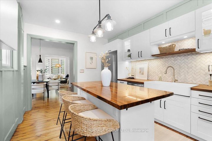 Photo 13 at 40 Emerald Street N, Landsdale, Hamilton