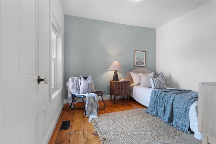 Photo 24 at 40 Emerald Street N, Landsdale, Hamilton