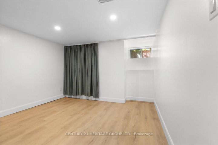 Photo 38 at 40 Emerald Street N, Landsdale, Hamilton