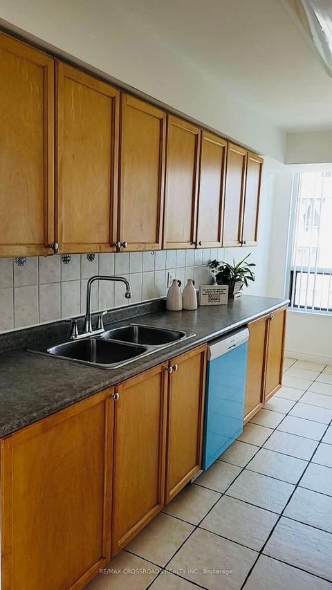 Photo 17 at 2106 - 18 Parkview Avenue, Willowdale East, Toronto