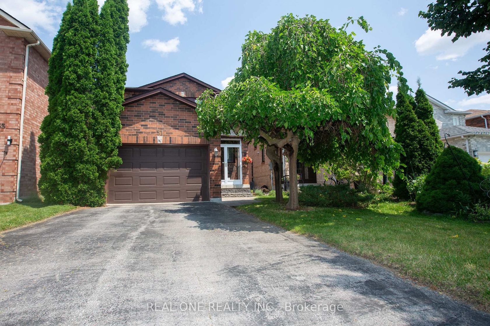 31 Cougar Court, Devonsleigh, Richmond Hill 