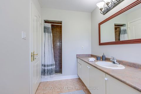 Photo 26 at 56 Laura Sabrina Drive, Sonoma Heights, Vaughan