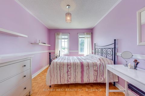 Photo 30 at 56 Laura Sabrina Drive, Sonoma Heights, Vaughan