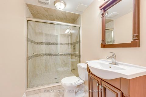 Photo 39 at 56 Laura Sabrina Drive, Sonoma Heights, Vaughan