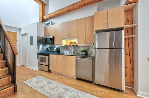 Photo 5 at 418 - 81a Front Street, Waterfront Communities C8, Toronto