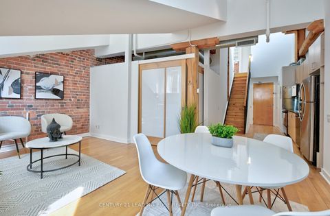Photo 8 at 418 - 81a Front Street, Waterfront Communities C8, Toronto