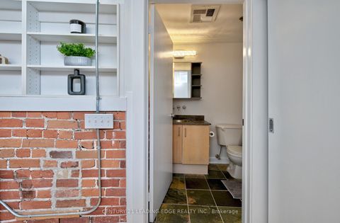 Photo 17 at 418 - 81a Front Street, Waterfront Communities C8, Toronto