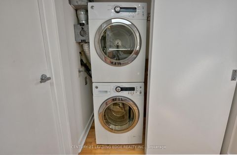 Photo 18 at 418 - 81a Front Street, Waterfront Communities C8, Toronto