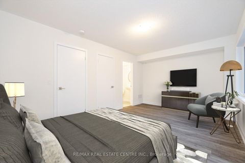 Photo 24 at 1320 Kobzar Drive, NW Northwest, Oakville