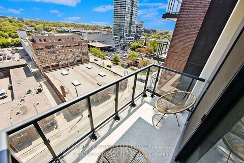 Photo 6 at 911 - 130 River Street, Regent Park, Toronto