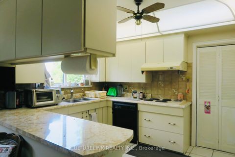 Photo 9 at 568 Cummer Avenue, Steeles, Toronto