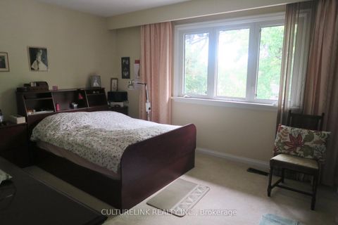 Photo 11 at 568 Cummer Avenue, Steeles, Toronto