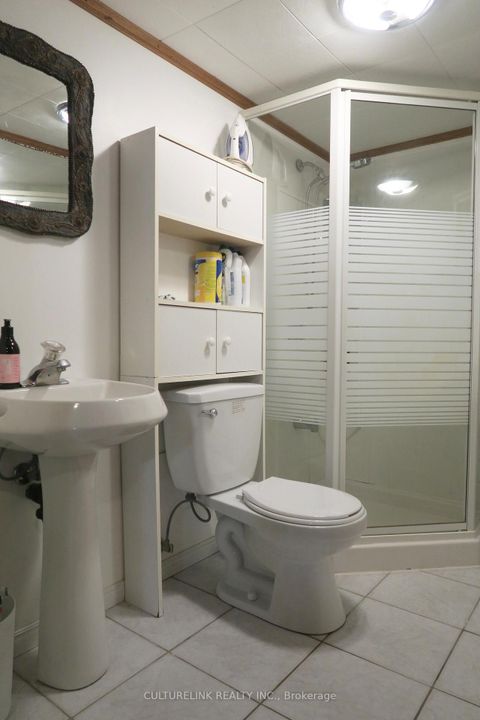 Photo 21 at 568 Cummer Avenue, Steeles, Toronto