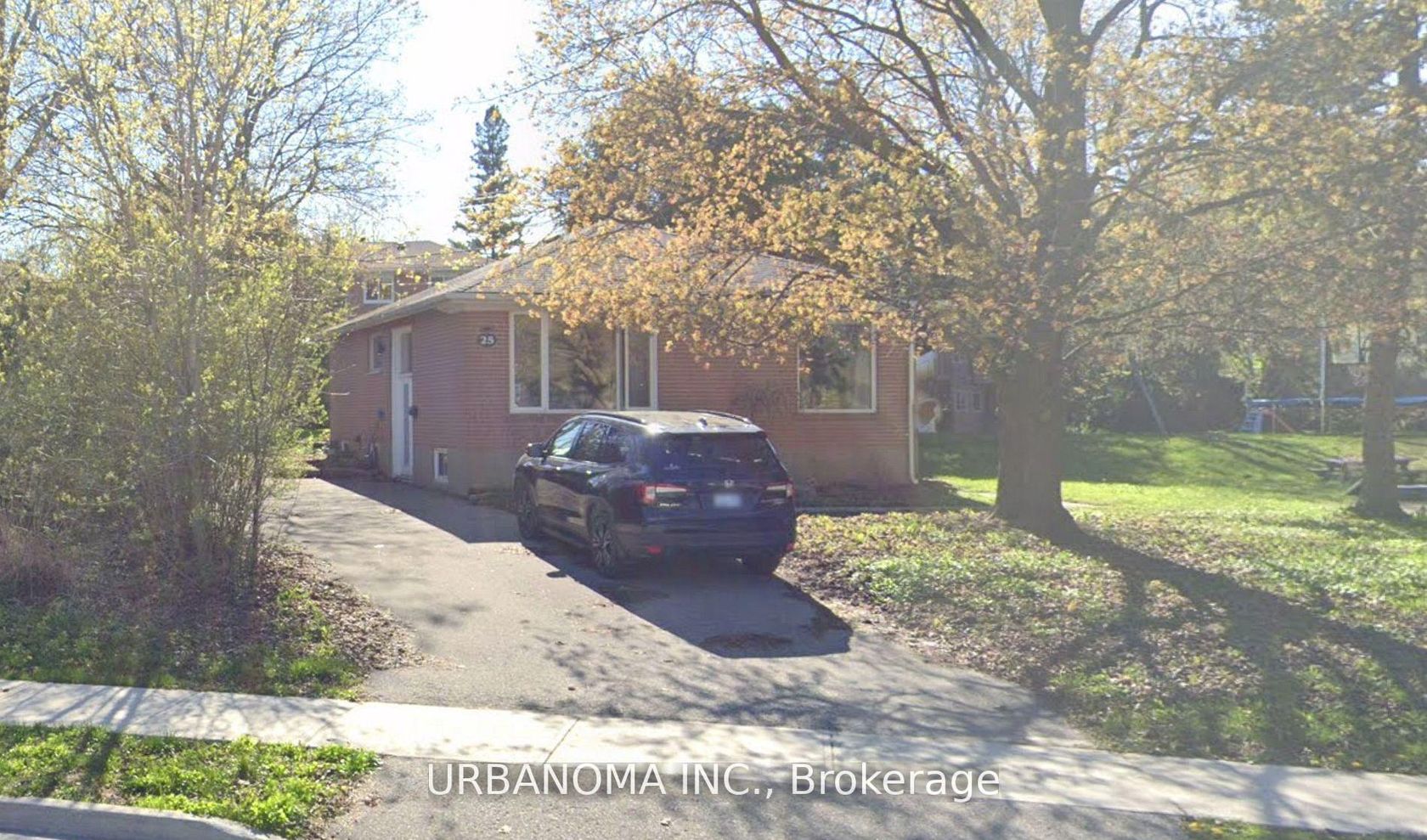 25 Algonquin Crescent, Aurora Heights, Aurora 
