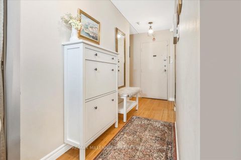 Photo 9 at 14 - 25 Pebble Byway, Hillcrest Village, Toronto