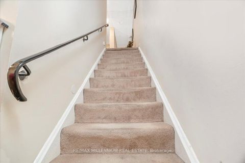 Photo 11 at 14 - 25 Pebble Byway, Hillcrest Village, Toronto