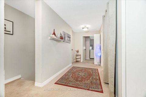 Photo 17 at 14 - 25 Pebble Byway, Hillcrest Village, Toronto