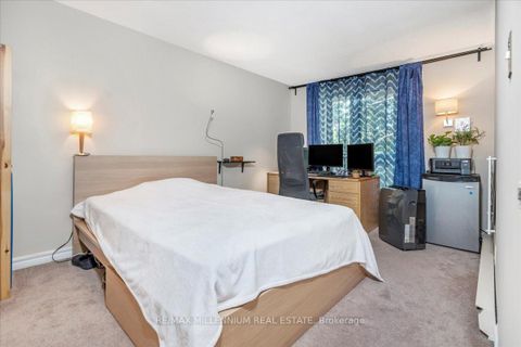 Photo 23 at 14 - 25 Pebble Byway, Hillcrest Village, Toronto
