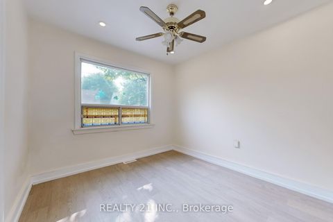 Photo 7 at 98 Natal Avenue, Cliffside, Toronto