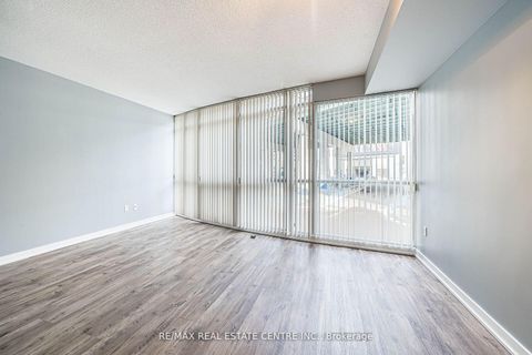 Photo 12 at 233 - 38 Dan Leckie Way, Waterfront Communities C1, Toronto