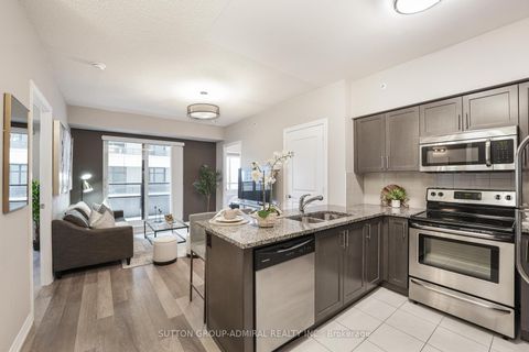 Photo 7 at 1016 - 9255 Jane Street, Maple, Vaughan