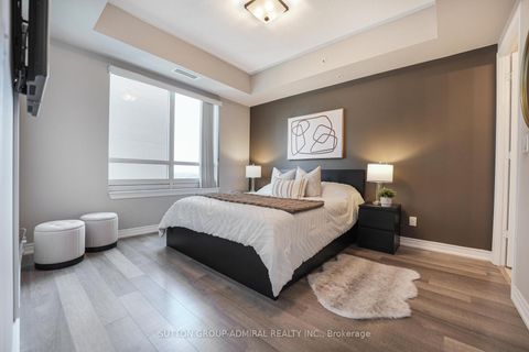 Photo 11 at 1016 - 9255 Jane Street, Maple, Vaughan