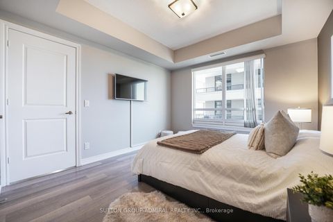 Photo 17 at 1016 - 9255 Jane Street, Maple, Vaughan