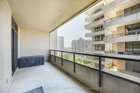 Photo 22 at 1016 - 9255 Jane Street, Maple, Vaughan