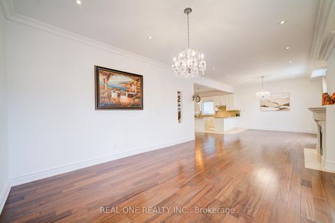 Photo 13 at 210 Maplehurst Avenue, Willowdale East, Toronto