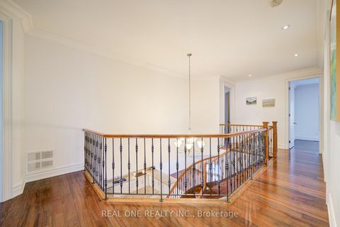 Photo 16 at 210 Maplehurst Avenue, Willowdale East, Toronto