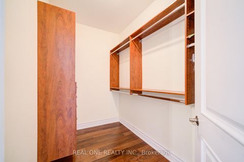 Photo 20 at 210 Maplehurst Avenue, Willowdale East, Toronto