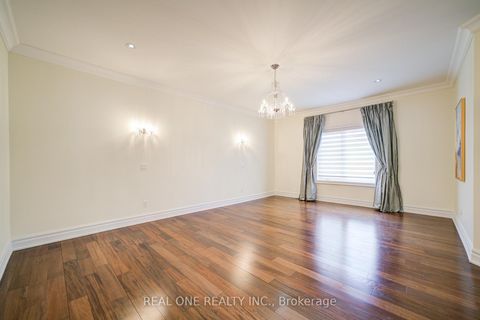 Photo 21 at 210 Maplehurst Avenue, Willowdale East, Toronto