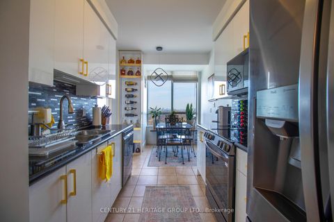 Photo 13 at 2317 - 80 Harrison Garden Boulevard, Willowdale East, Toronto